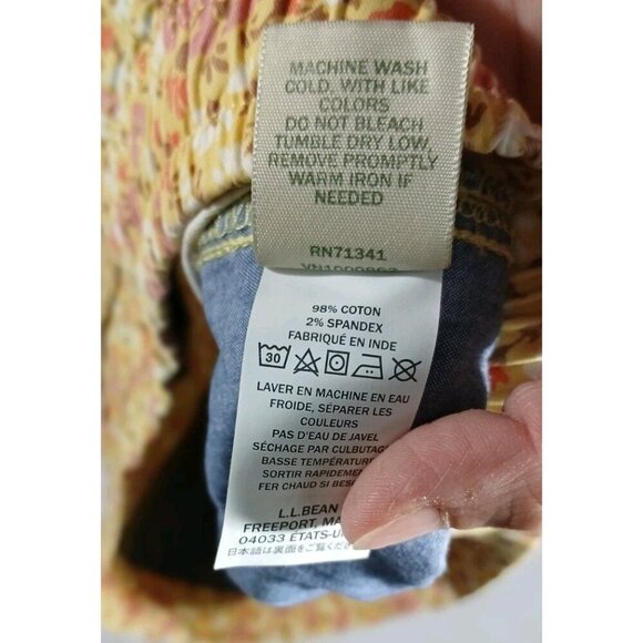 L.L. Bean Favorite Fit Pull On Shorts - Picture 9 of 9